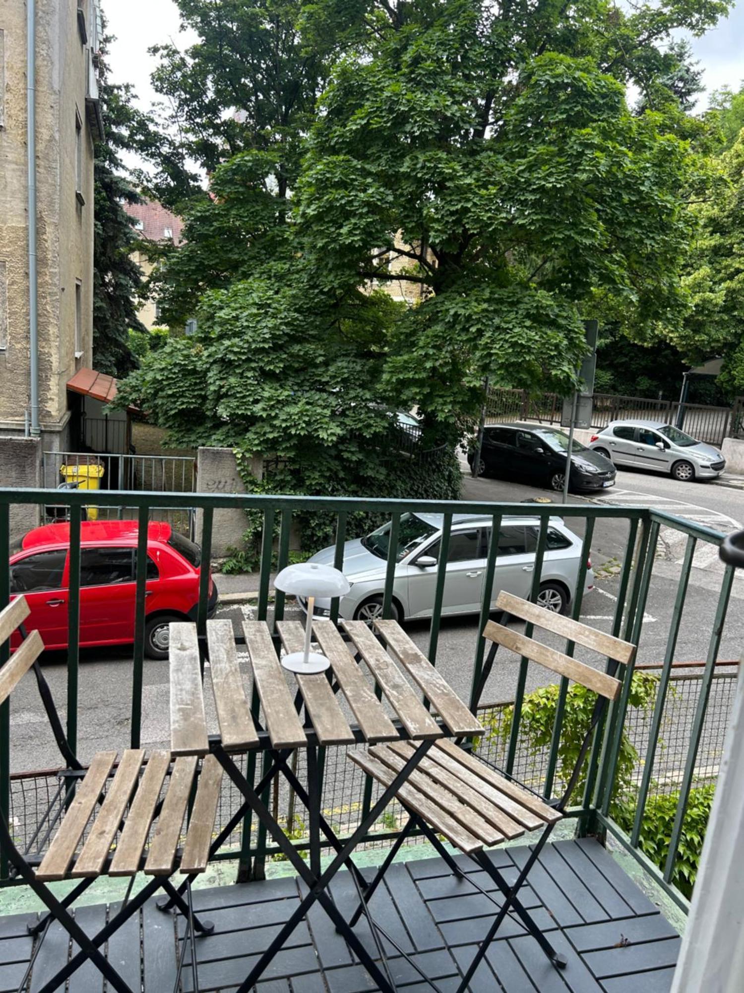Franakrala Apartment In Old Town With Balcony Bratysława Zewnętrze zdjęcie
